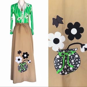 New! True Vintage🌼70s Embroidered REVERSIBLE Tan/Polka Dot Quilted Wrap Skirt